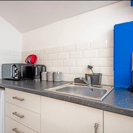 5 Minute Walk From Bury City Centre -1 Bed Flat Εξωτερικό φωτογραφία