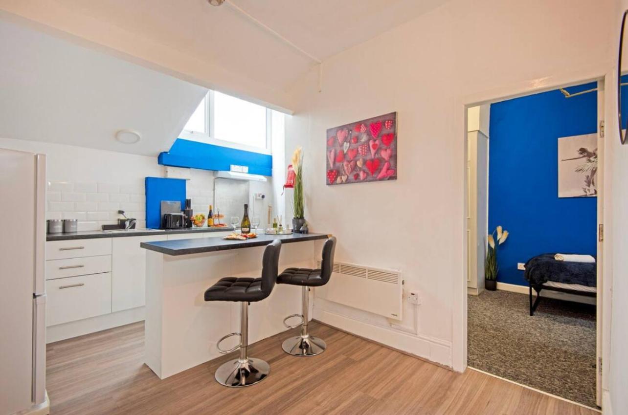 5 Minute Walk From Bury City Centre -1 Bed Flat Εξωτερικό φωτογραφία